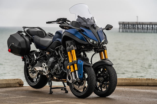 Yamaha prepara un patinete eléctrico de tres ruedas con tecnología de su moto "Niken"