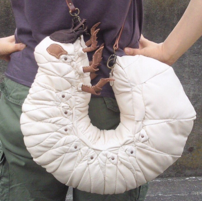 Un artista japonés crea bolsos, mochilas, carteras y otros accesorios de cuero inspirados en criaturas realistas