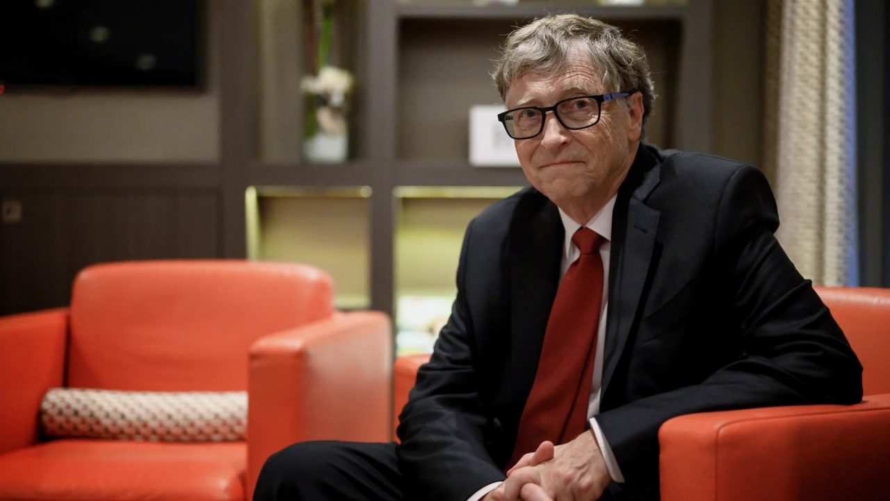 Bill Gates predice que la cuarentena durará hasta tres meses