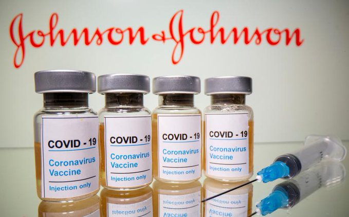 La FDA (Agencia Americana del medicamento) ha paralizado el uso de la vacuna de Johnson & Johnson tras detectarse 6 trombos (en mujeres de 18 a 48 aÃ±os) tras casi 7 millones de dosis. Son trombos similares a los asociados a la vacuna AstraZeneca.
