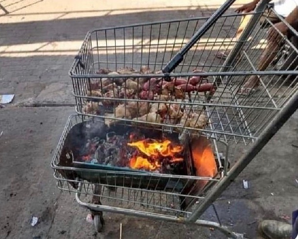 ¿Sabías que los carros de la compra tienen dos niveles para que puedas cocinar la comida nada más comprarla?
