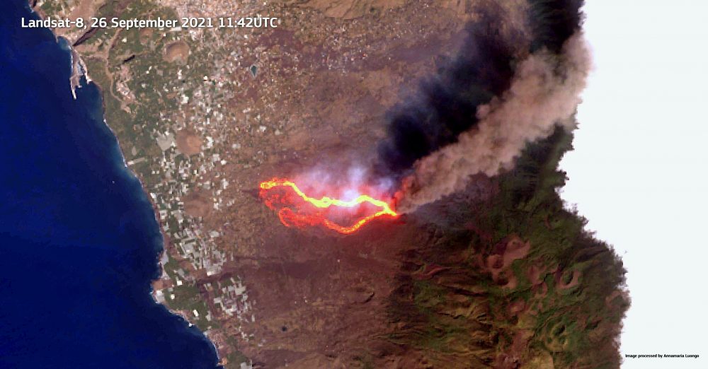 Primera foto del volcán de la palma a vista de satélite y SIN NUBES