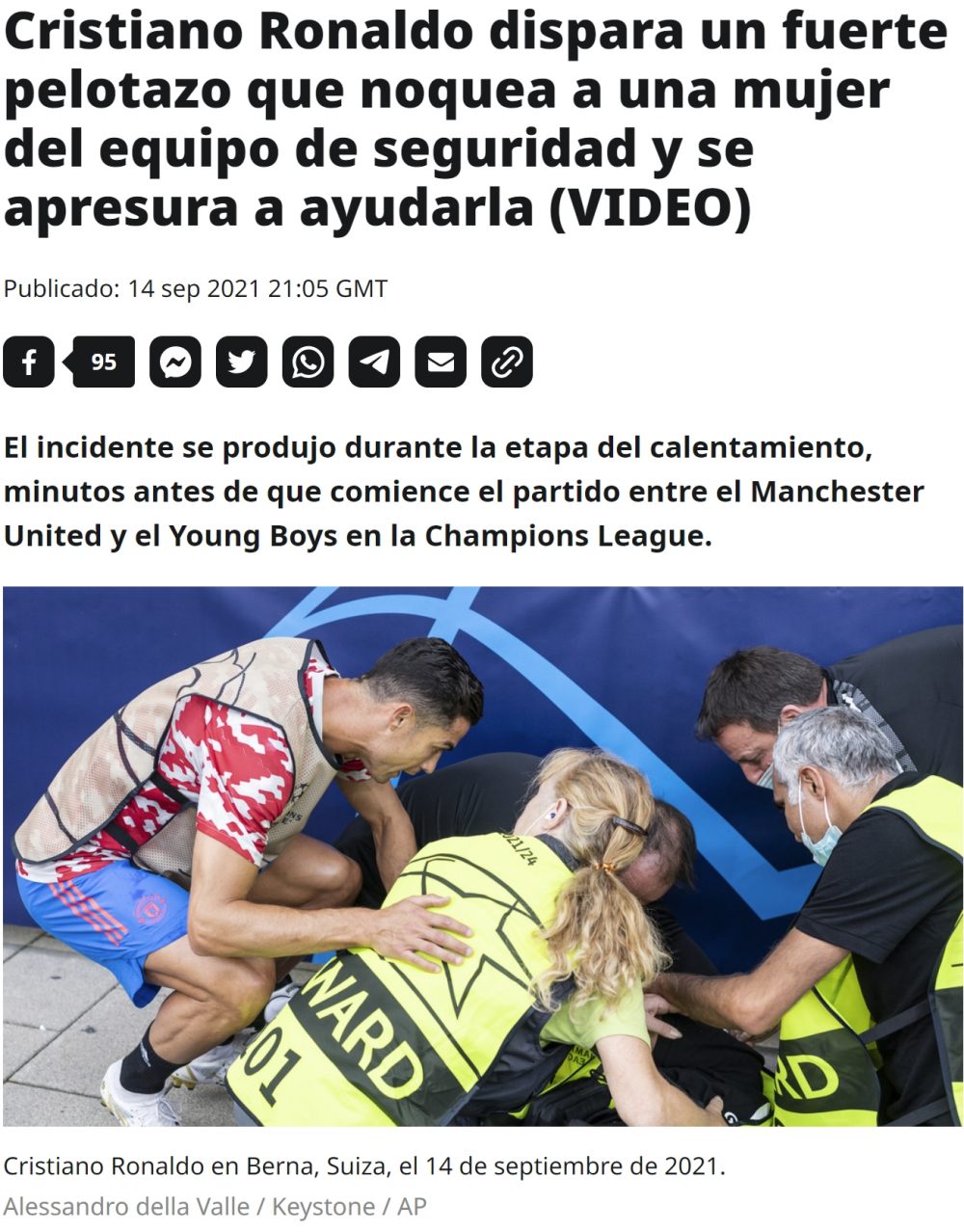 Cristiano se disculpa con una mujer de seguridad a la que derribó de un balonazo