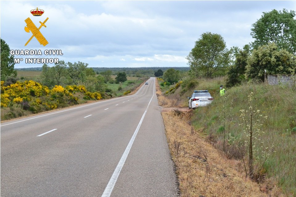 La Guardia Civil pilla a un Porsche 911 Turbo a casi 300km/h en Salamanca