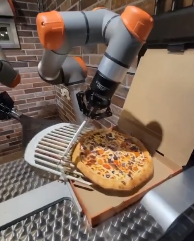 Pazzi La Pizzer A Totalmente Robotizada
