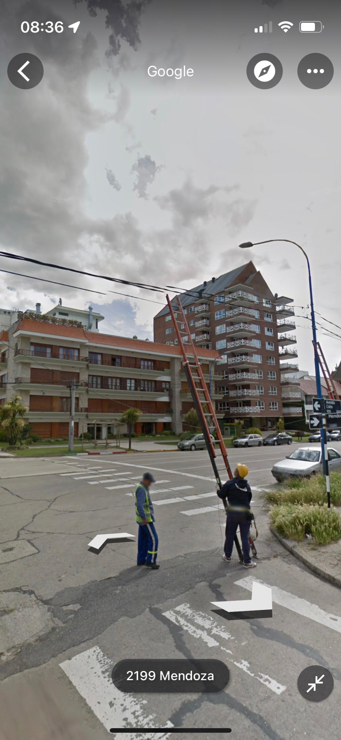 Mientras tanto, en el Google Street View de Argentina...
