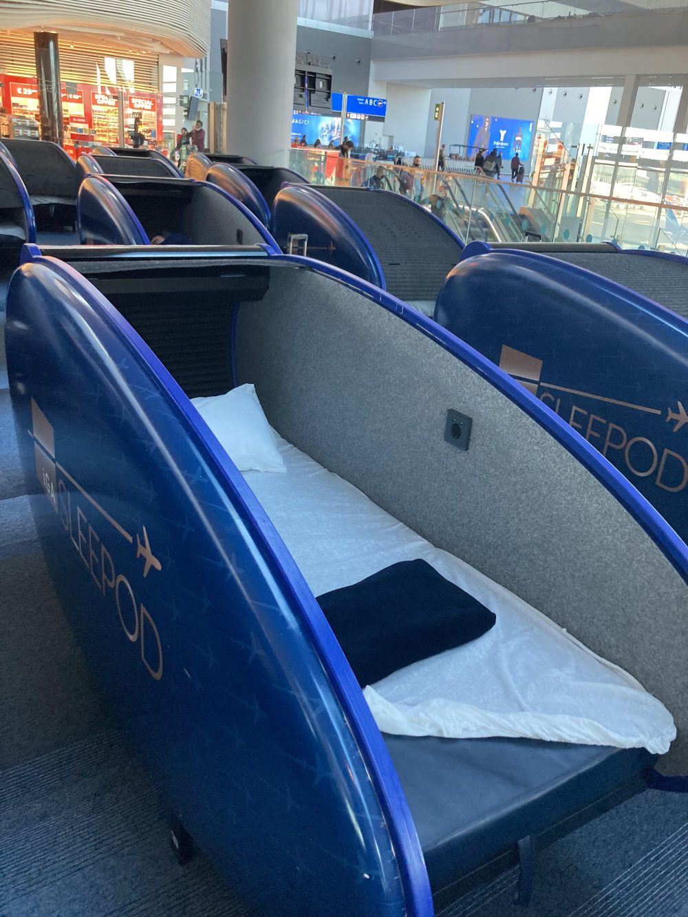 El aeropuerto de Estambul tiene cápsulas de alquiler para echar siestas