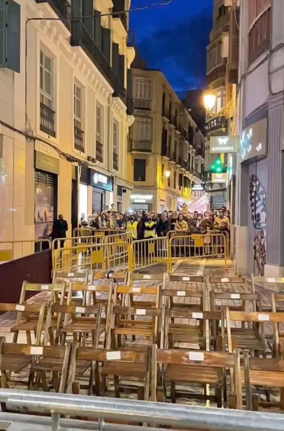 Indignación en Málaga porque muchas personas no han podido ver las procesiones