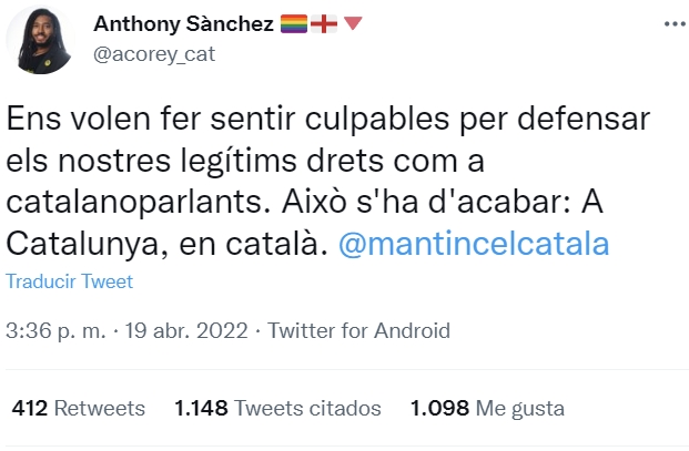 Piden la hoja de reclamaciones porque una camarera no les atiende en catalán