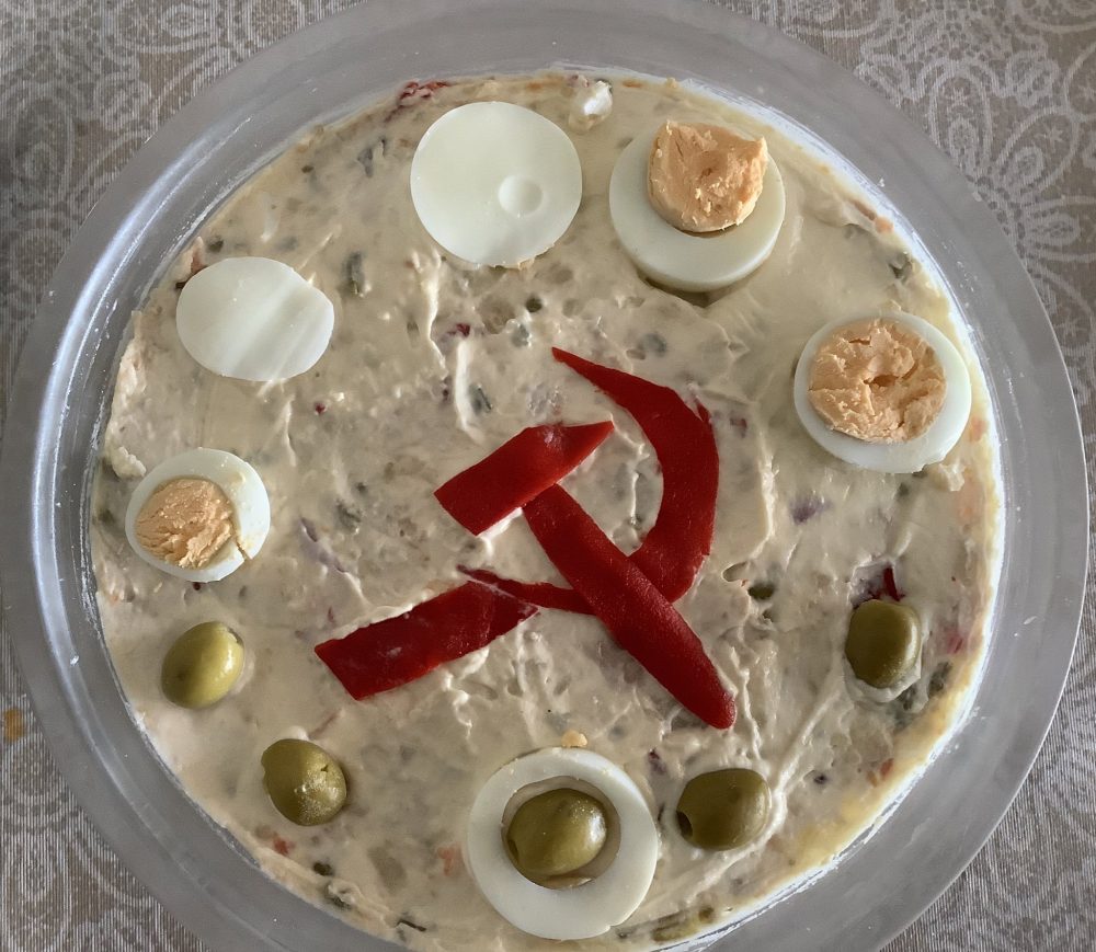 La ensaladilla rusa o se hace bien, o no se hace.