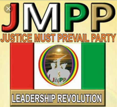 Carteles de partidos nigerianos que se presentan a las elecciones