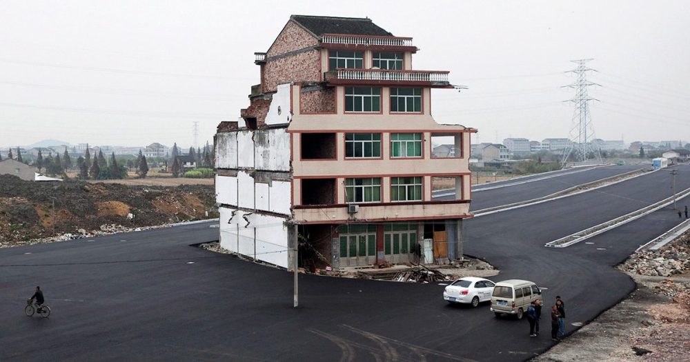 Este propietario se negó a vender. Así que construyeron alrededor de él...