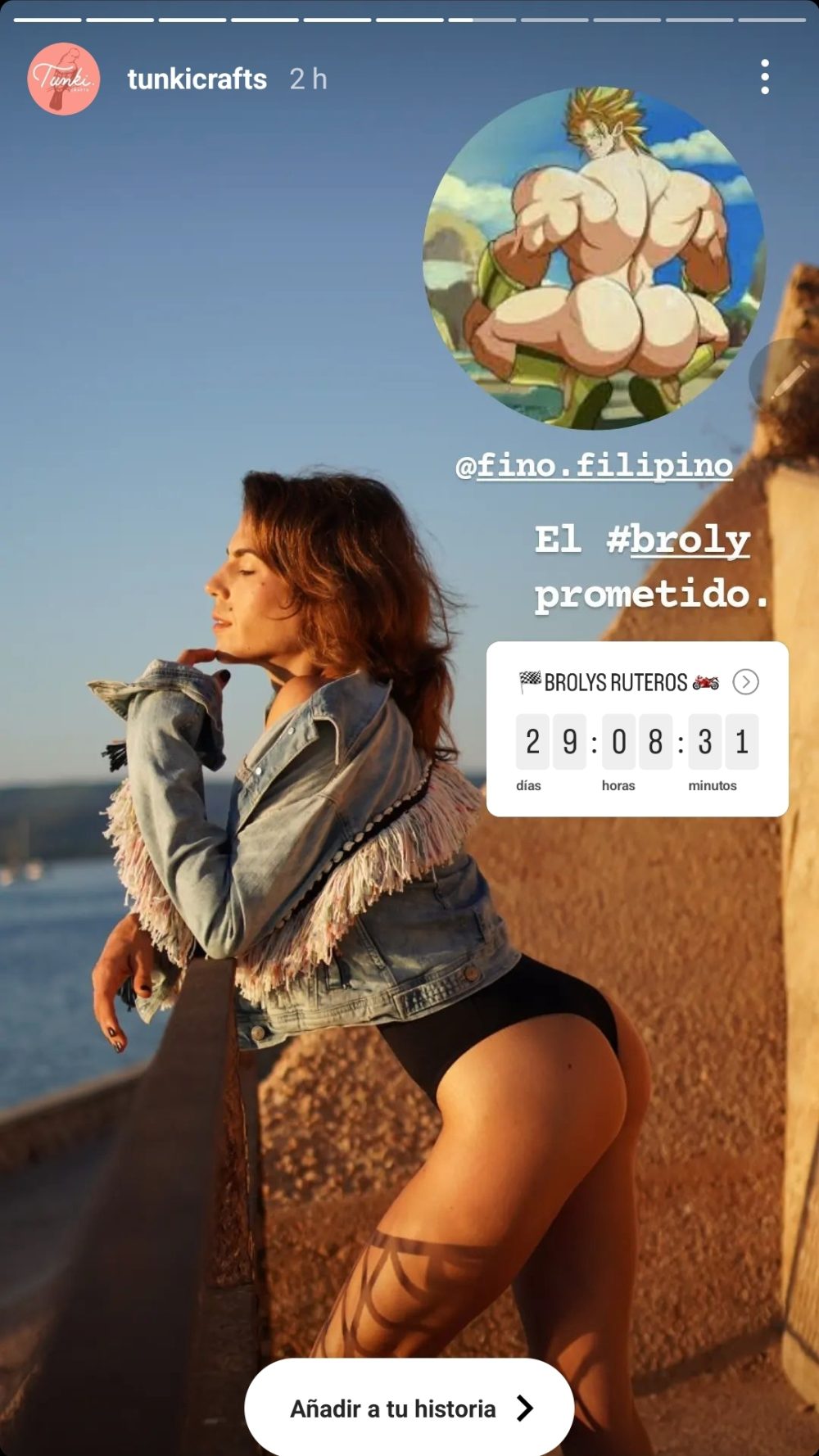 Una finolier motera va a iniciar un largo viaje en moto y necesita ayuda del consejo de sabios.