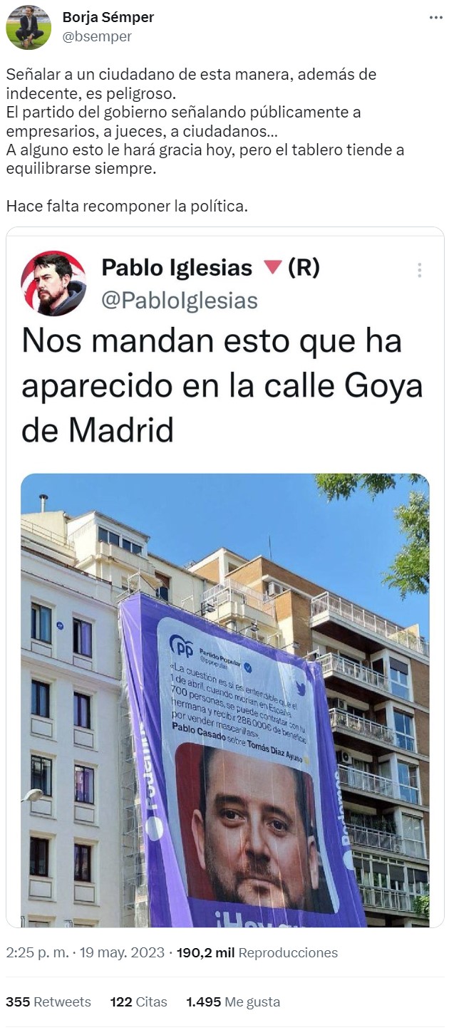 "Nos mandan esto que ha aparecido..."
