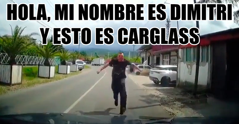 Este hombre se identifica con un mosquito de autopista y debemos respetarle.