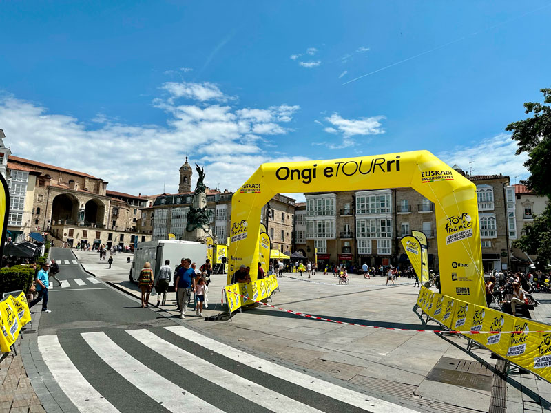 Masters of Naming fresquísimo made in Vitoria