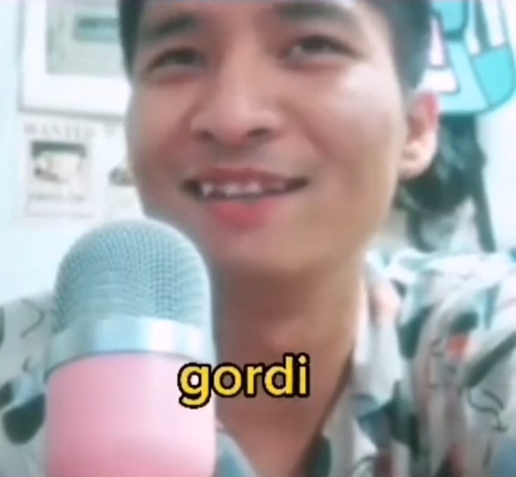 "Muchas mujeres en España llaman a sus parejas 'GORDI'... ¿Qué es eso? Por favor..."