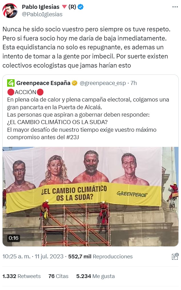 Pablo Iglesias se pica por una pancarta de Greenpeace