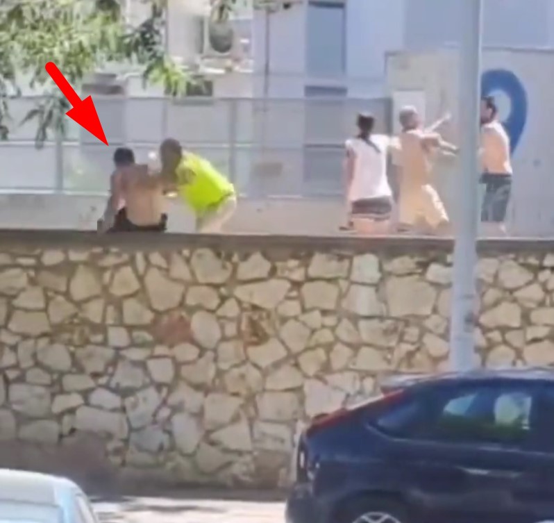 Reyerta en el Barrio de los Vikingos, Córdoba.