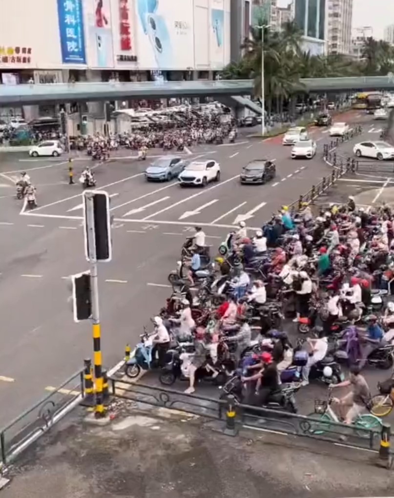 Fantástica gestión del tráfico en algún lugar de China