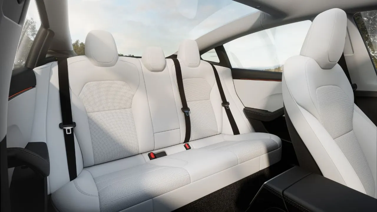 Así es el nuevo Tesla Model 3: mejoras, restyling estético y 678 km de autonomía