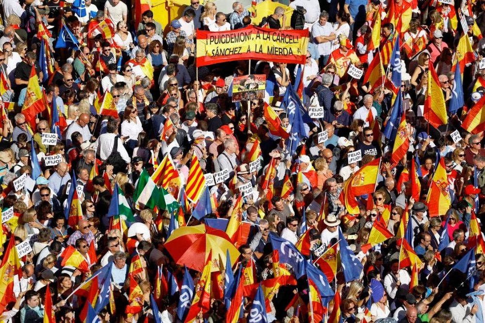 Yo tampoco descartaría que no sea un troll...