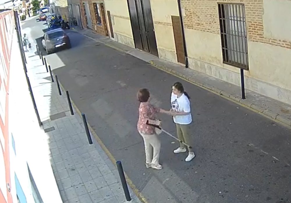 Le roban el reloj a una anciana a plena luz del día en Nava del Rey, Valladolid.