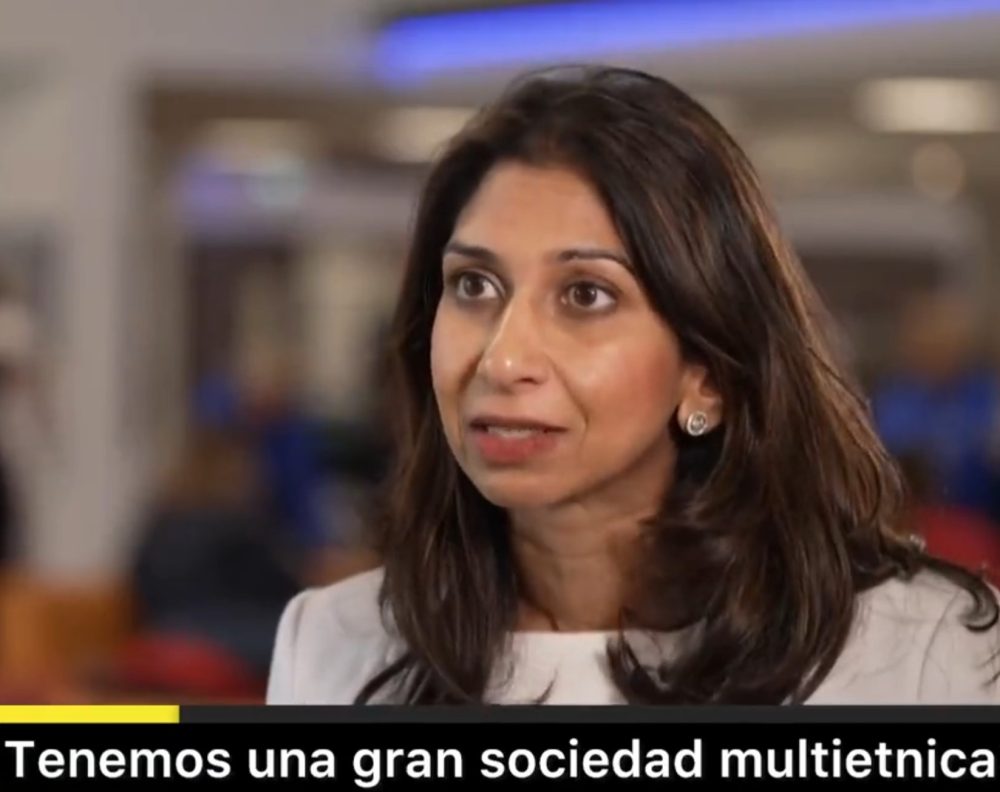 Suella Braverman sobre la inmigración masiva en Reino Unido: “Vienen del extranjero, no aprenden el idioma, no adoptan los valores británicos”.