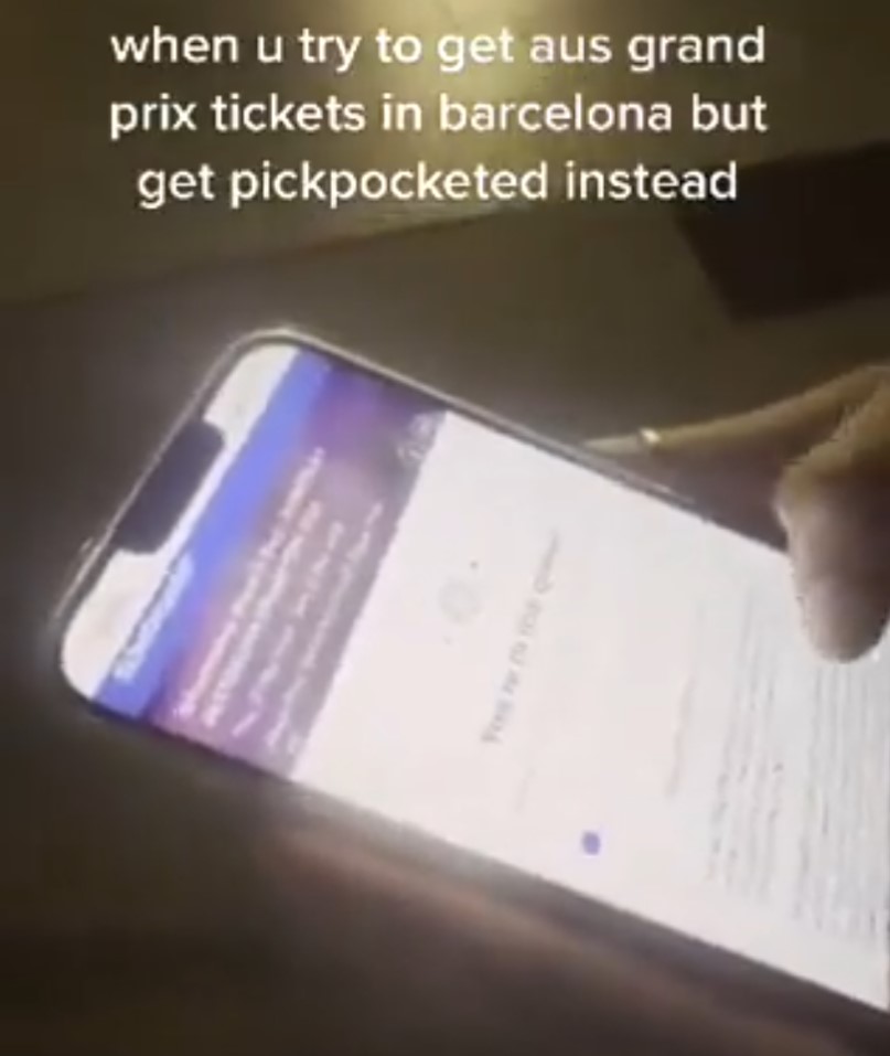 Les roban el móvil mientras compran en directo entradas para la Fórmula 1