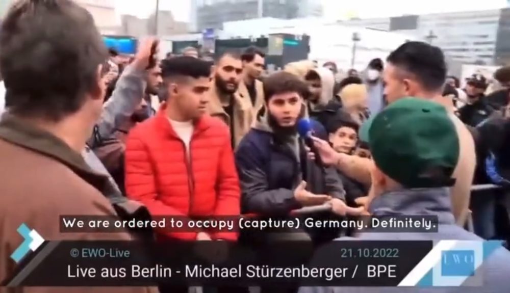 Islamista en Berlín: "Cuando los musulmanes sean mayoría, tomaremos Alemania por la fuerza. La Sharia sustituirá las leyes, los que se opongan serán atacados".