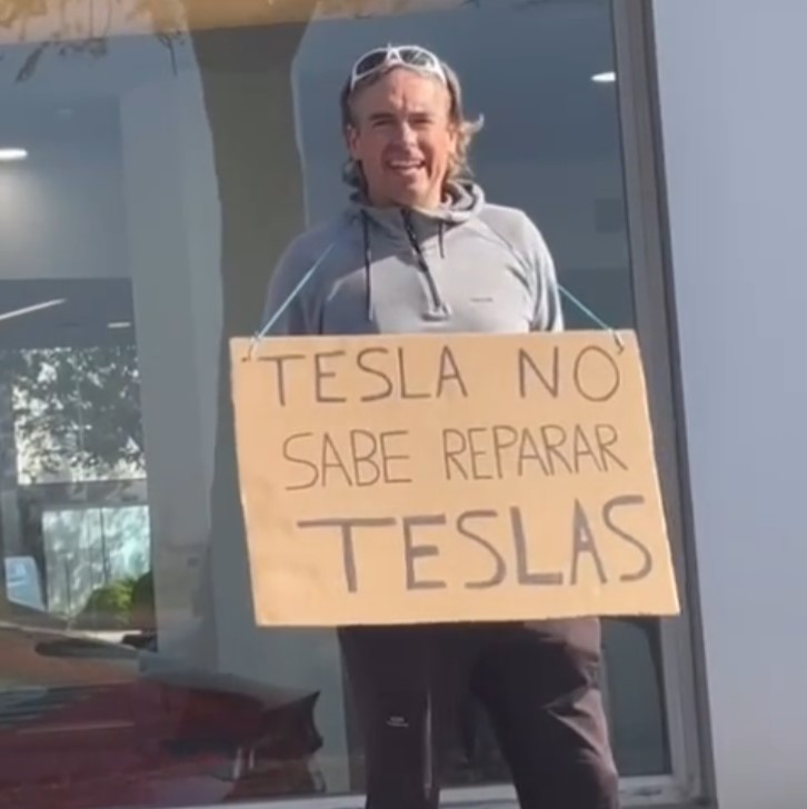 "Tesla no sabe reparar Teslas"