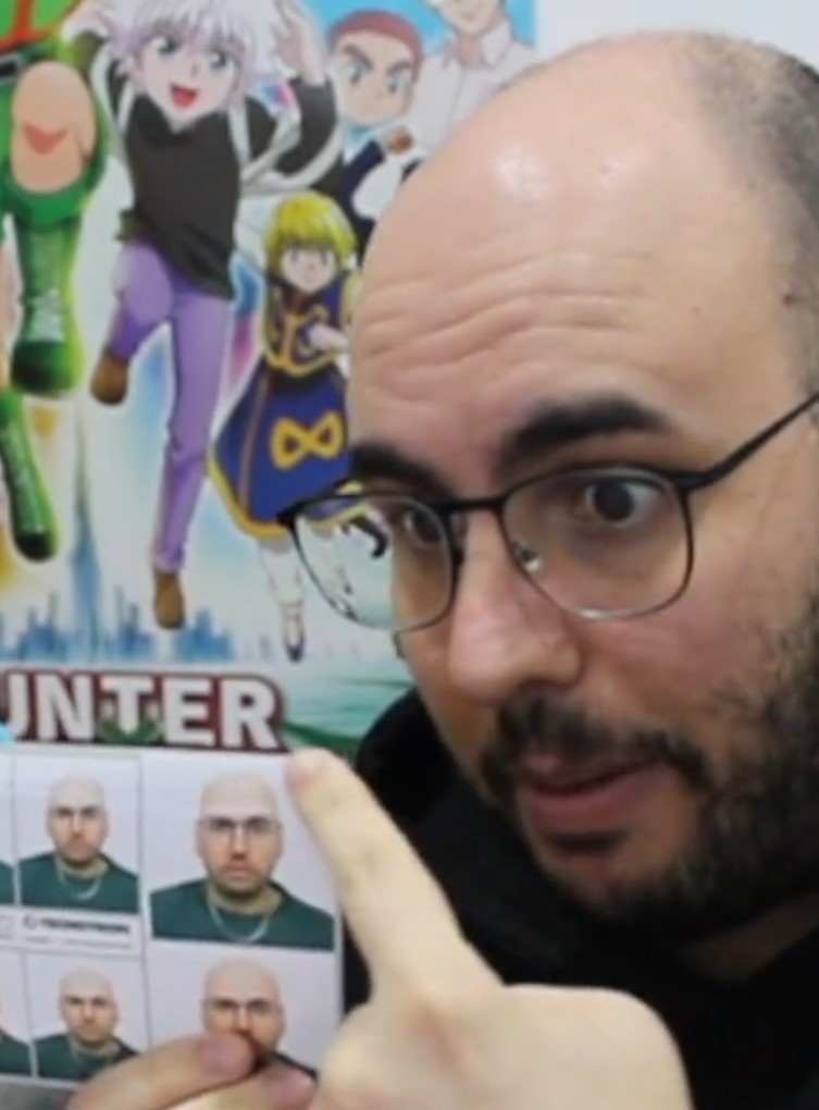 Un hombre alopécico sufre discriminación calvófoba al renovar su DNI