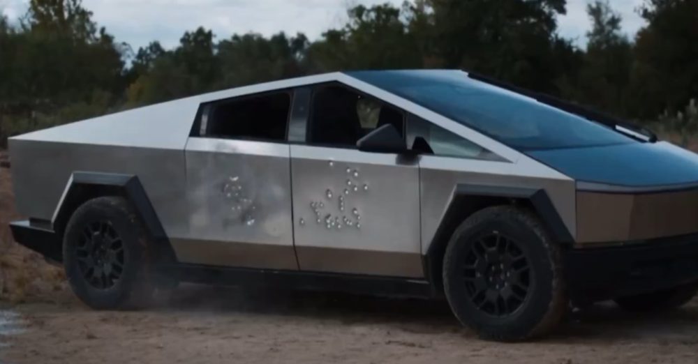 3100 kilos de peso, 550 km de autonomía, de 0-100 en 2,8 segundos y... resistente a las balas.