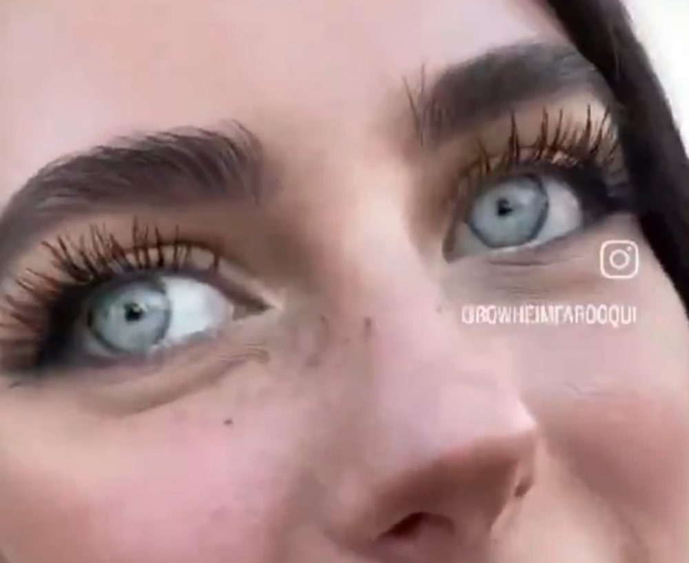 Aunque pueda parecer lo contrario, esta chica NO lleva lentillas