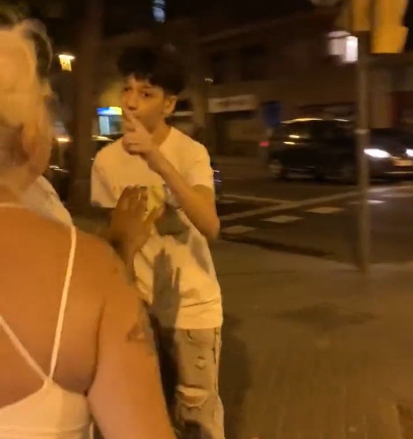 ¡Pikachu usó ataque rápido!