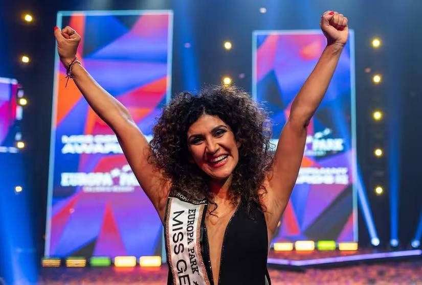 La iraní Apameh Schonauer ha sido elegida como “Miss Alemania 2024”.