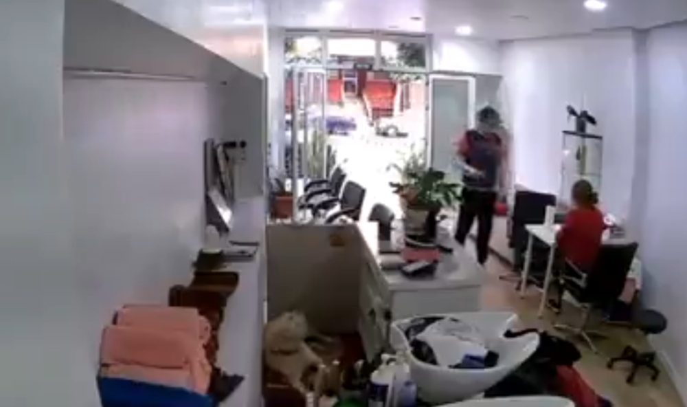 Ex-agente de la Policía Local atraca una peluquería con un cuchillo (Telde, Gran Canaria)