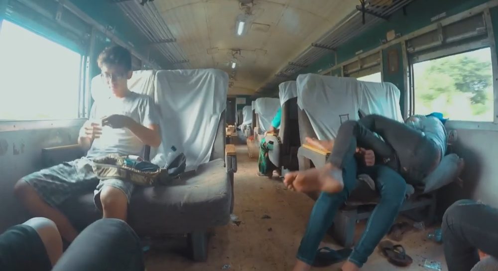 Es la primera vez que veo turbulencias... EN UN TREN.