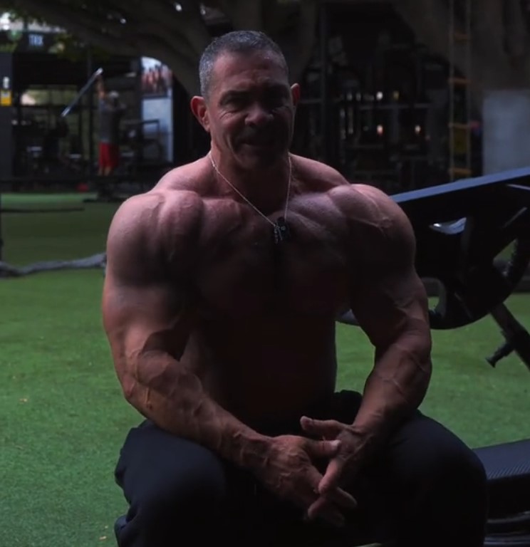 "¿Vosotros creéis que se puede estar así de forma natural?"