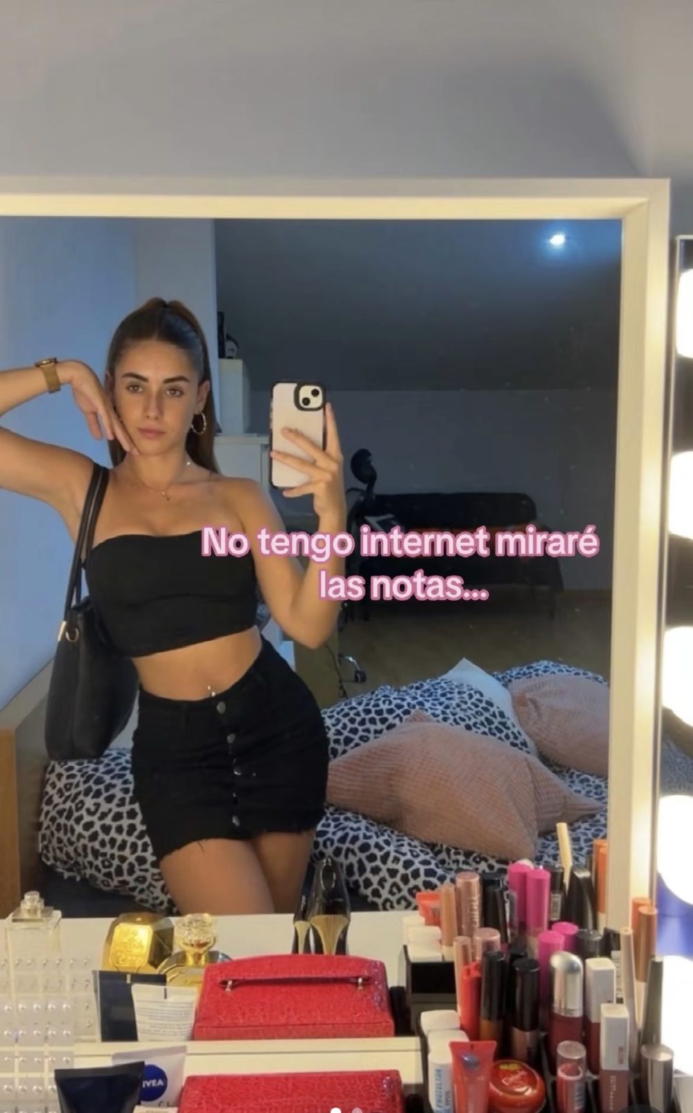 "No tento internet, miraré las notas..."