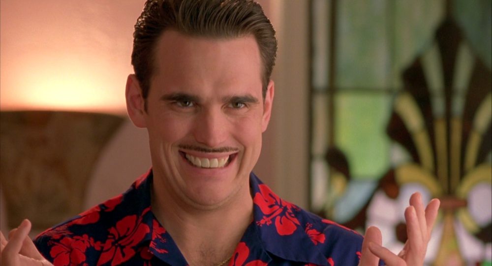 Menos mal que le han quedado los dientes 100% naturales...