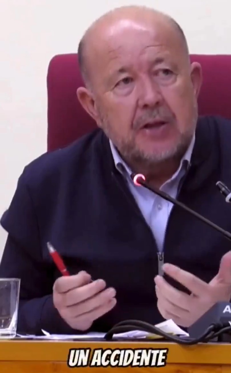 Cristóbal Ruiz, concelaj del PSOE en Yecla, intenta (sin éxito) minimizar la gravedad de lo ocurrido en Barbate: "Lo de los guardias civiles de Barbate es un accidente laboral".