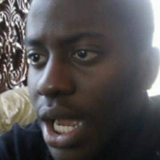 "La multa que podría ponerte la DGT si haces esto con tu pareja en el coche"