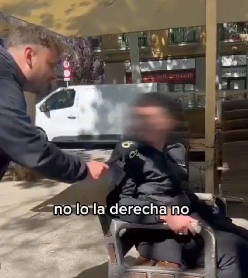 Entrevista a un menor marroquí que está esperando que le den los papeles.