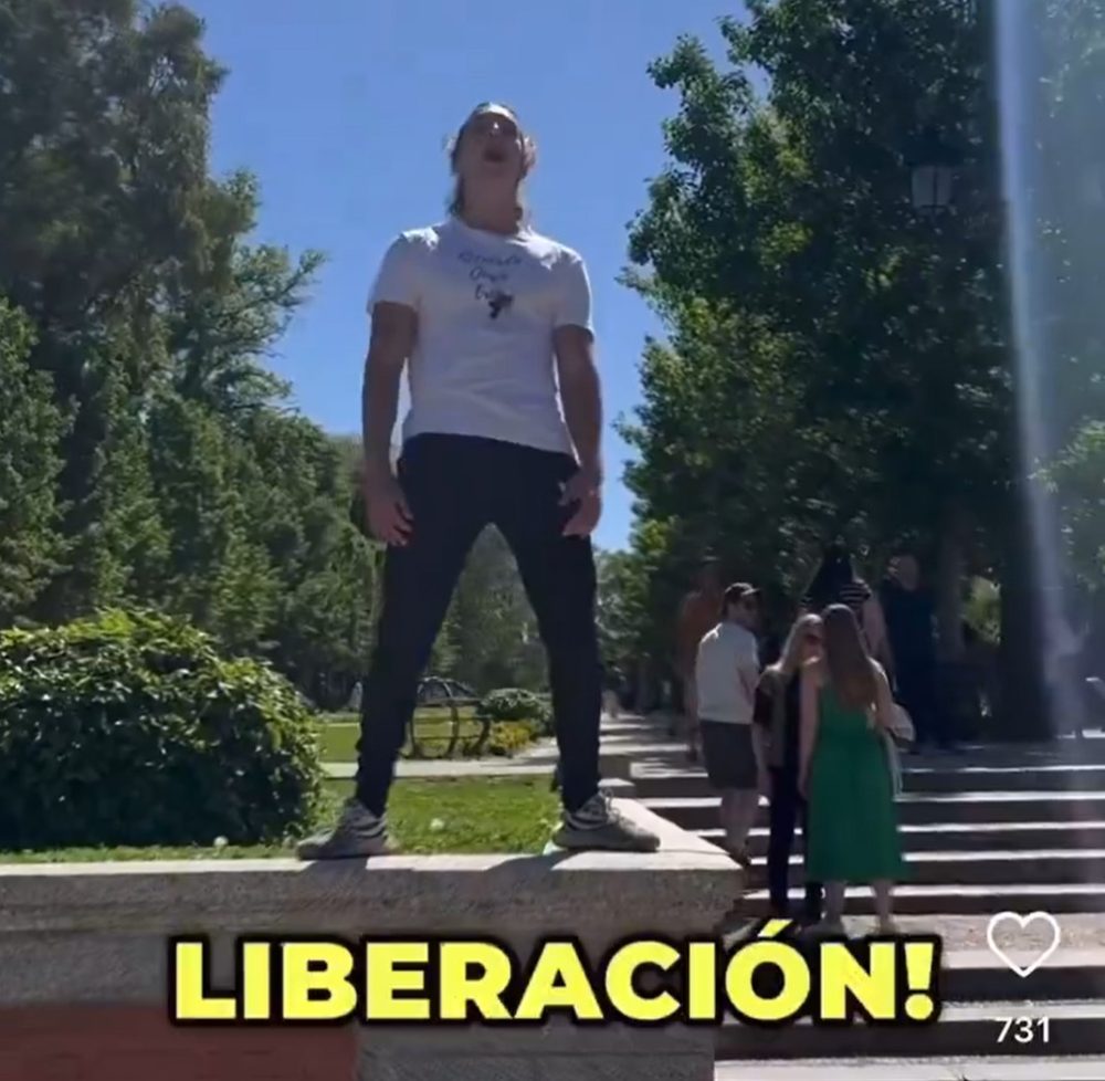 La copia hacendado de Llados no conoce límites ni el significado de la palabra "vergüenza"