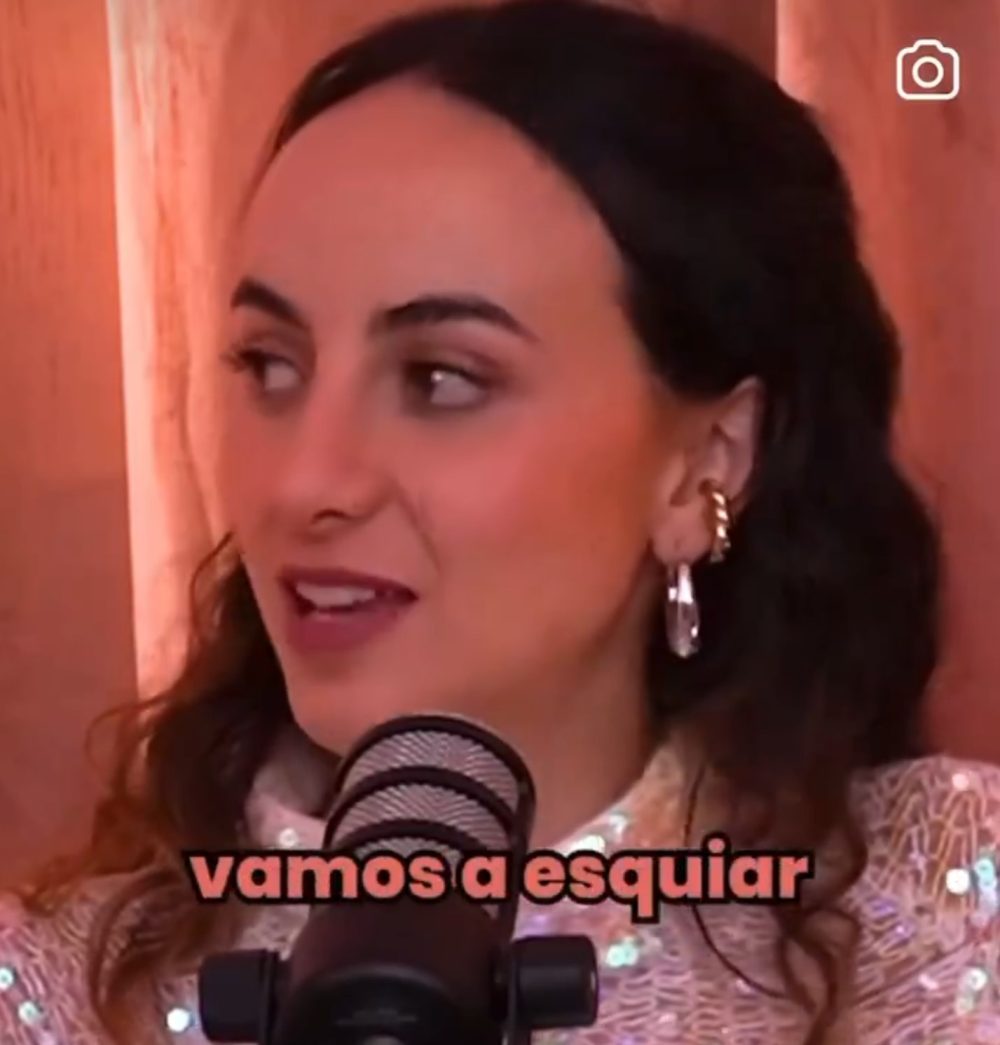 "Salí con un español y me llevó a esquiar".