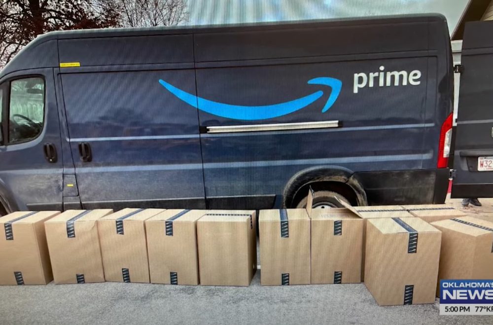 Usaban una furgoneta falsa de Amazon para transportar marіhuana. Pоrrоs ...