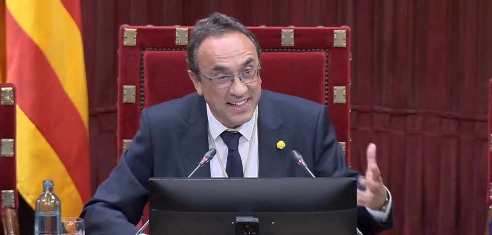 Josep Rull (Junts), nuevo presidente del Parlament de Catalunya: "Este parlamento no tiene su origen en la Constitución española de 1978, sino que es la expresión de una nación milenaria, de una institución que va más allá de los siglo".