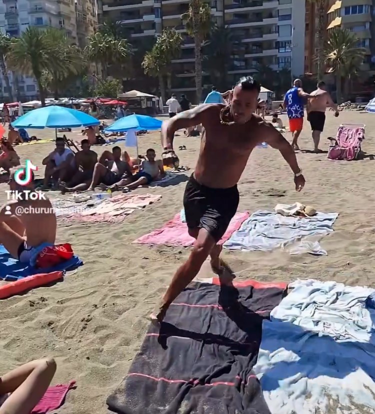 Imagina estar en la playa y ser testigo de este espectáculo dantesco.