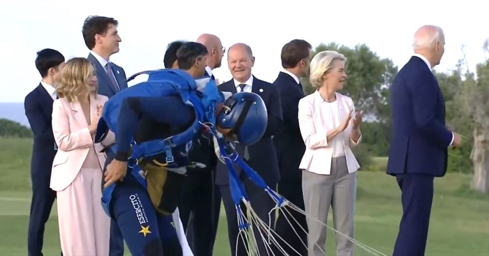 ¿Cuánto tiempo va a pasar hasta que los yankis se den cuenta de que su rey está dеsnudo?